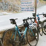 Quartier Libre ホステル